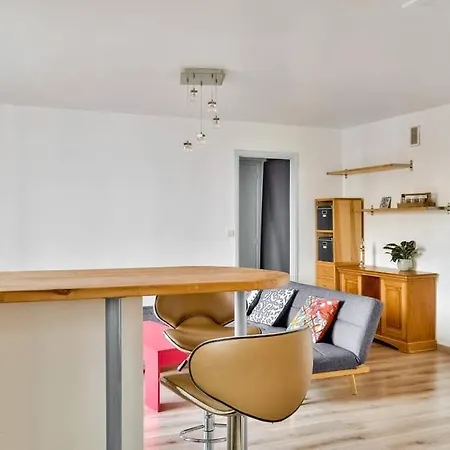 Bel St Michel Avec Parking